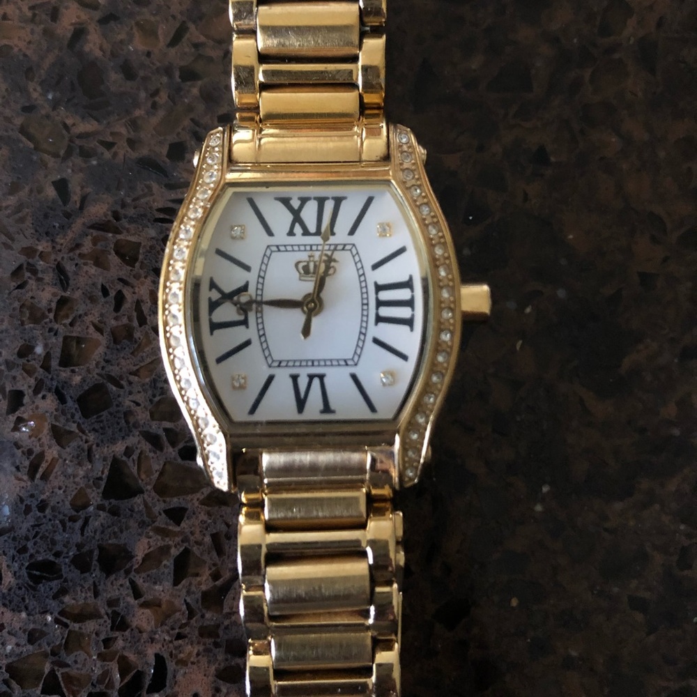 SOLD-Juicy Couture Watch 🌺